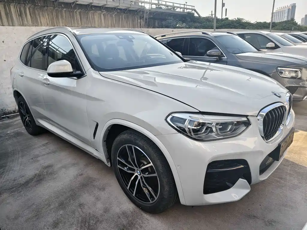 BMW X3 — фото 3