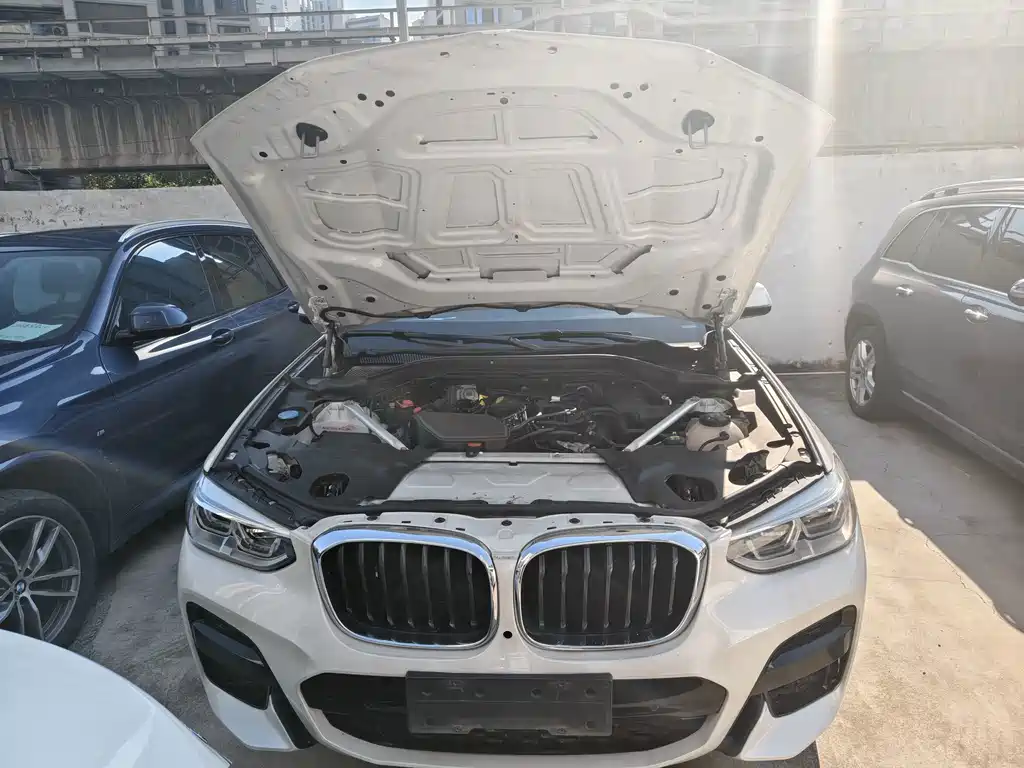 BMW X3 — фото 25