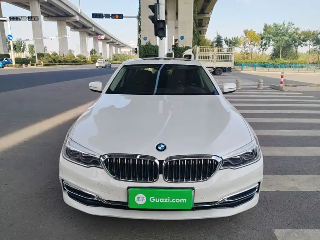 BMW 5 Series New Energy — фото 3