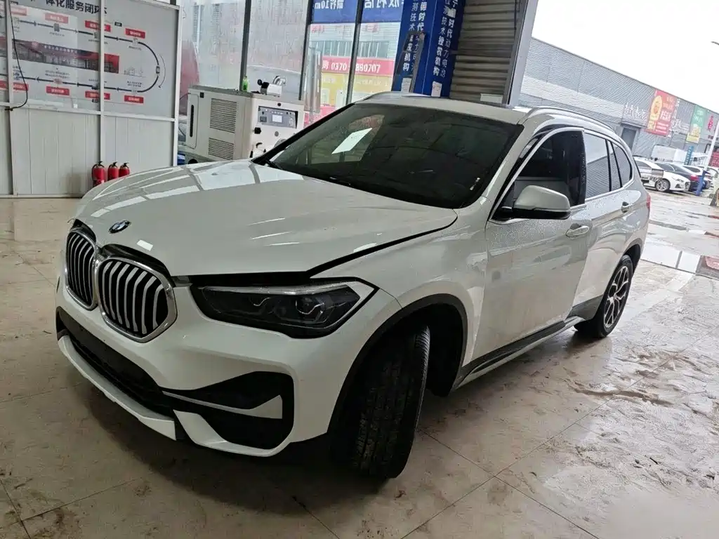 BMW X1 — фото 2
