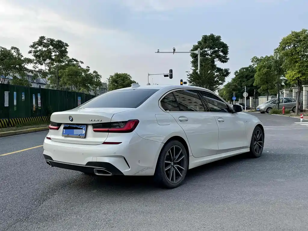 BMW 3 Series — фото 4