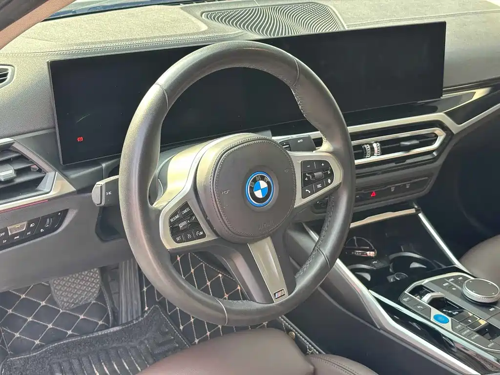 BMW i3 — фото 7