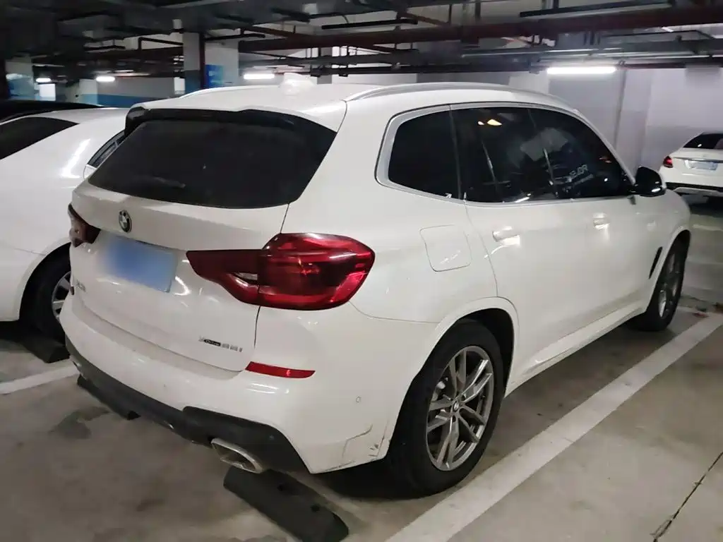 BMW X3 — фото 7