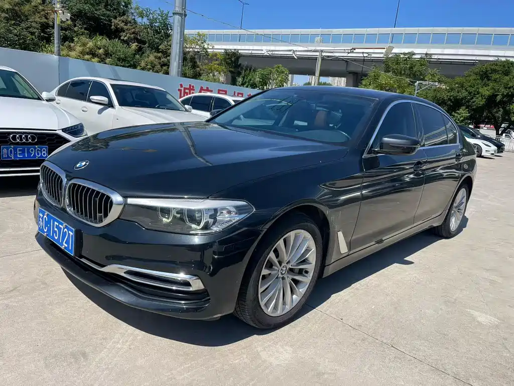 BMW 5 Series — фото 2