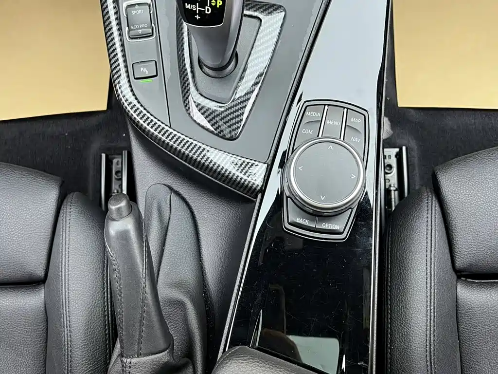 BMW 3 Series GT — фото 20