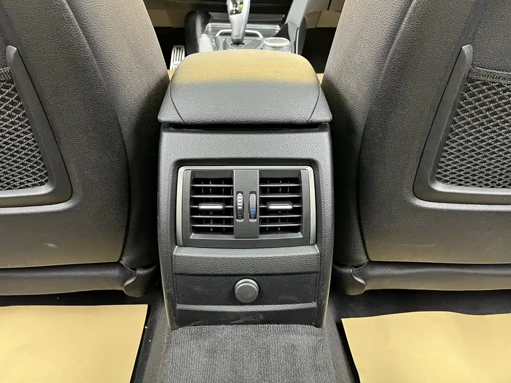 BMW 3 Series GT — фото 21