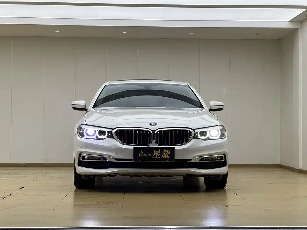 BMW 5 Series — фото 2