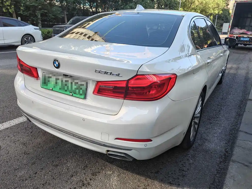 BMW 5 Series New Energy — фото 11