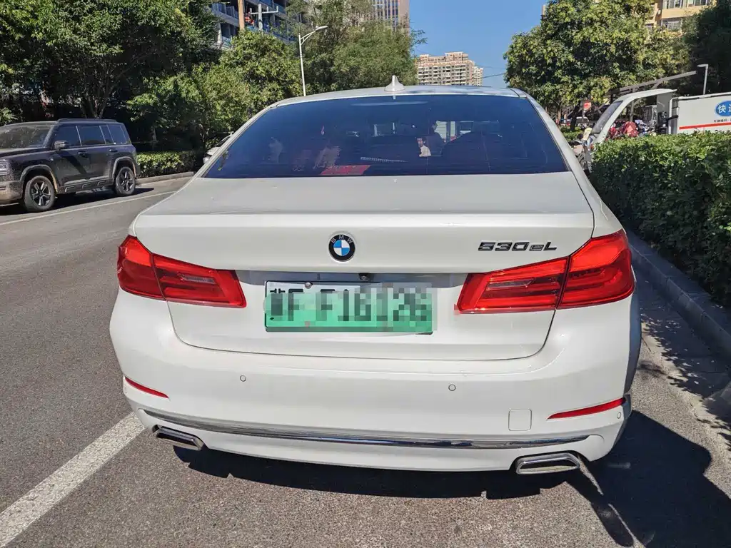 BMW 5 Series New Energy — фото 10