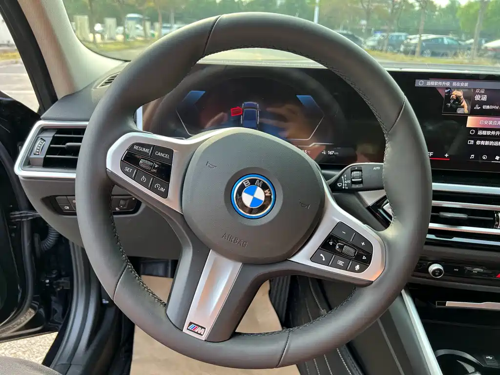 BMW i3 — фото 12