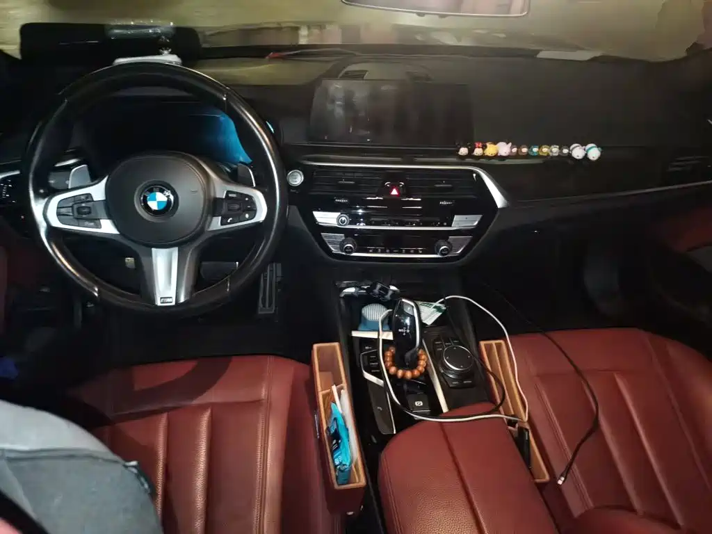 BMW 5 Series — фото 5