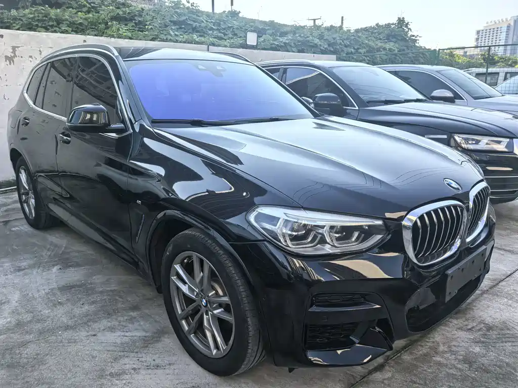 BMW X3 — фото 23