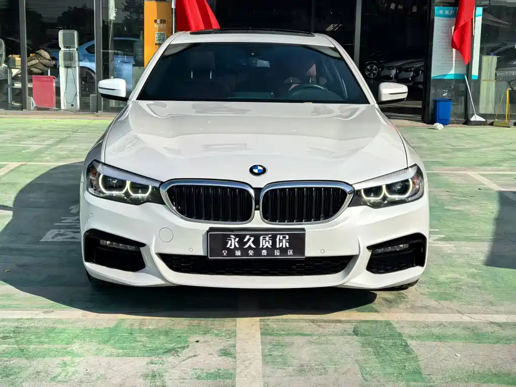 BMW 5 Series — фото 2
