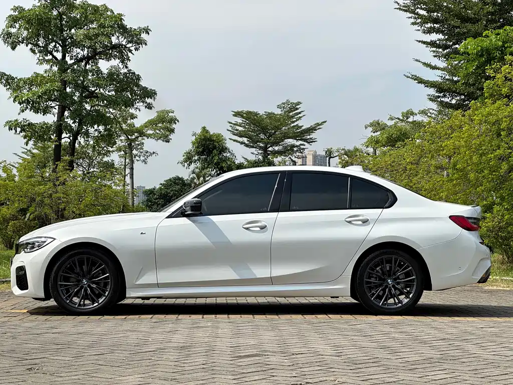 BMW 3 Series — фото 16