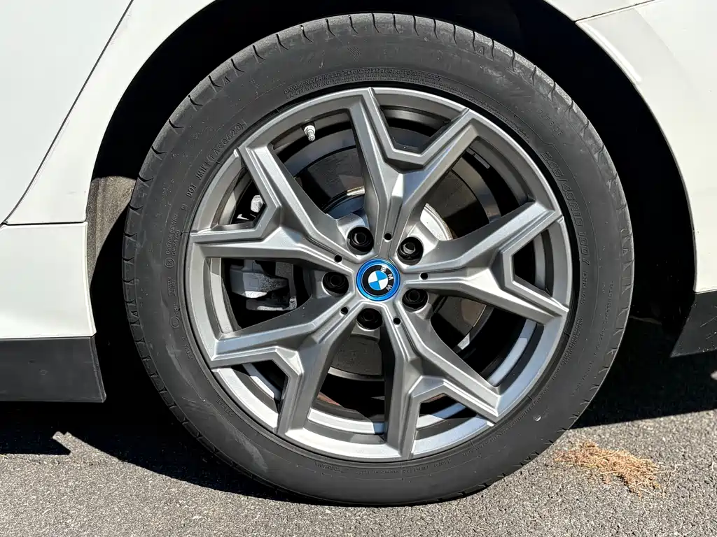 BMW i3 — фото 14