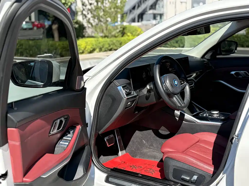 BMW i3 — фото 7