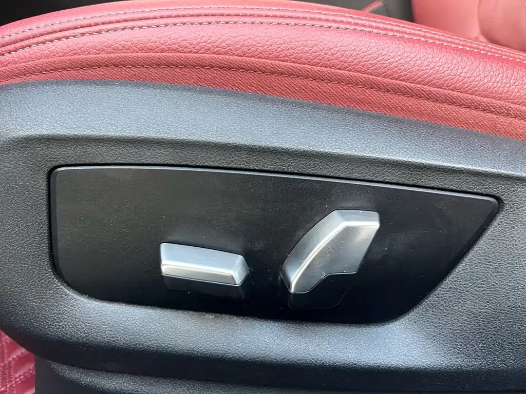 BMW 5 Series — фото 25