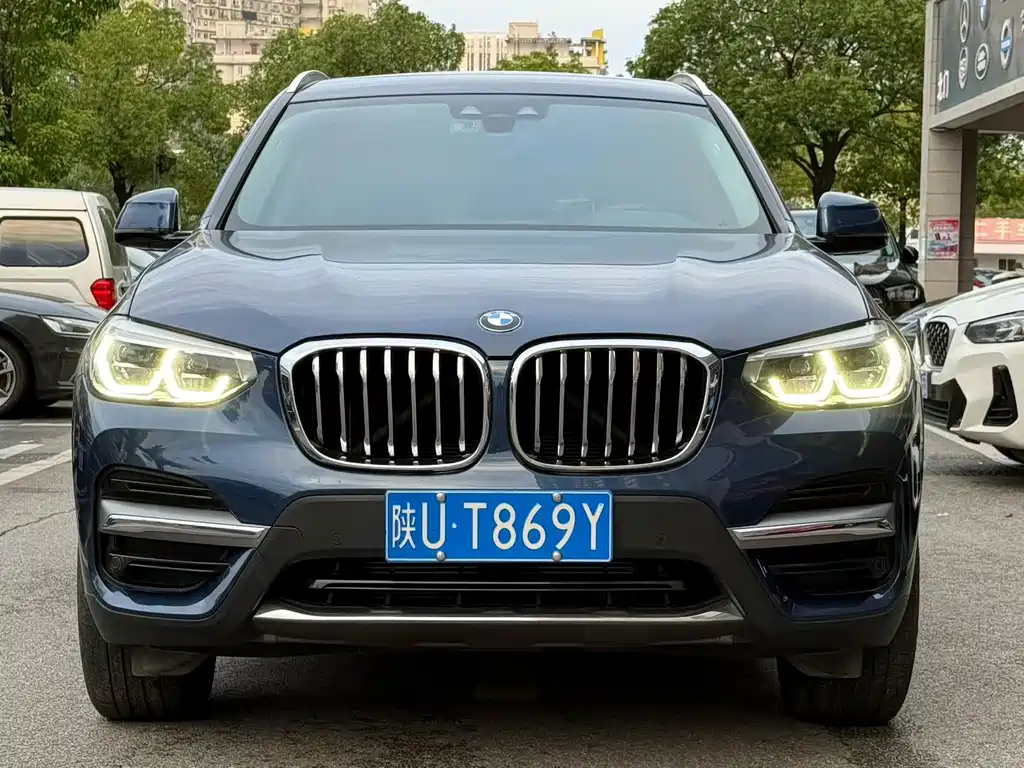 BMW X3 — фото 2
