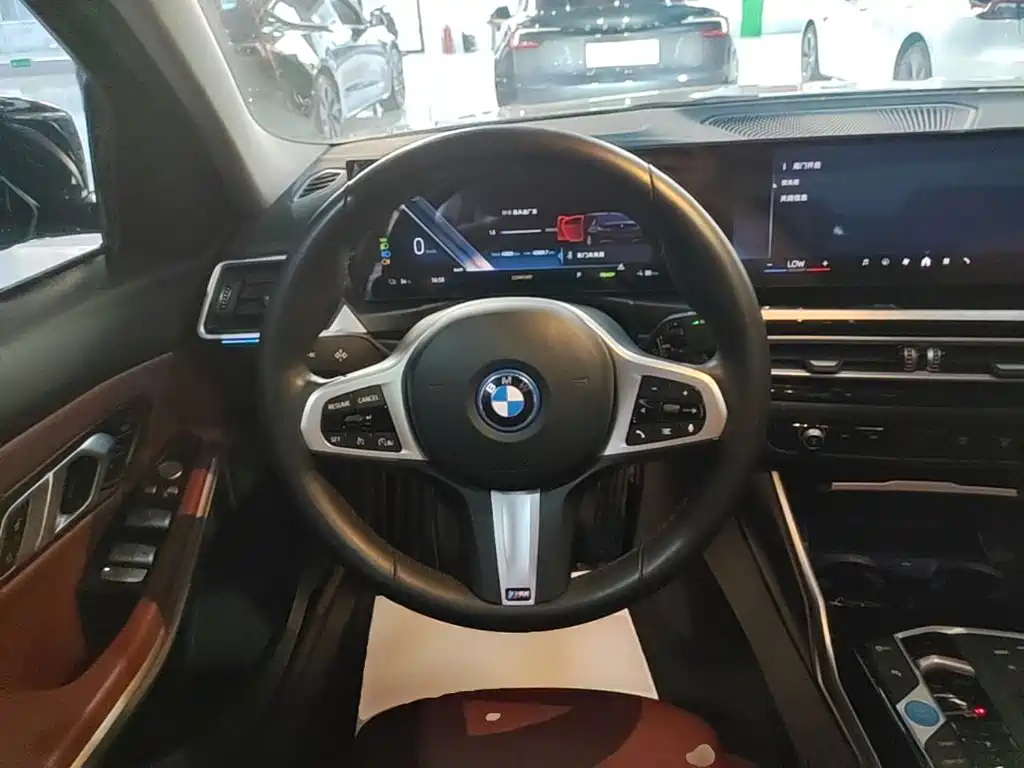BMW i3 — фото 11