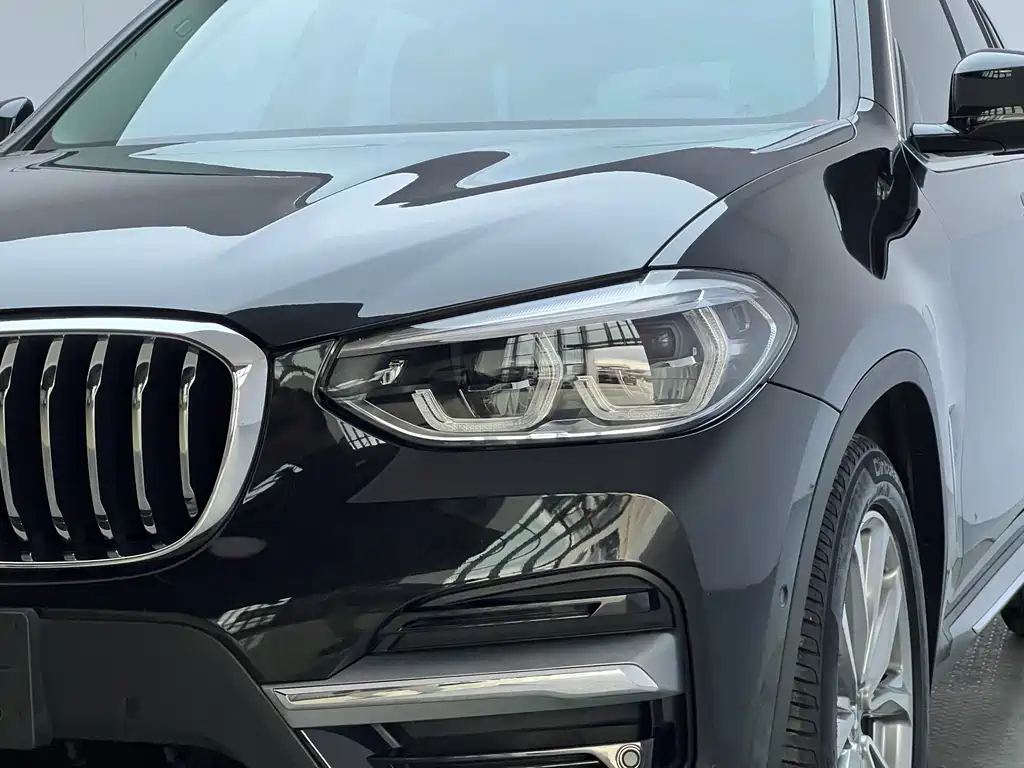 BMW X3 — фото 4