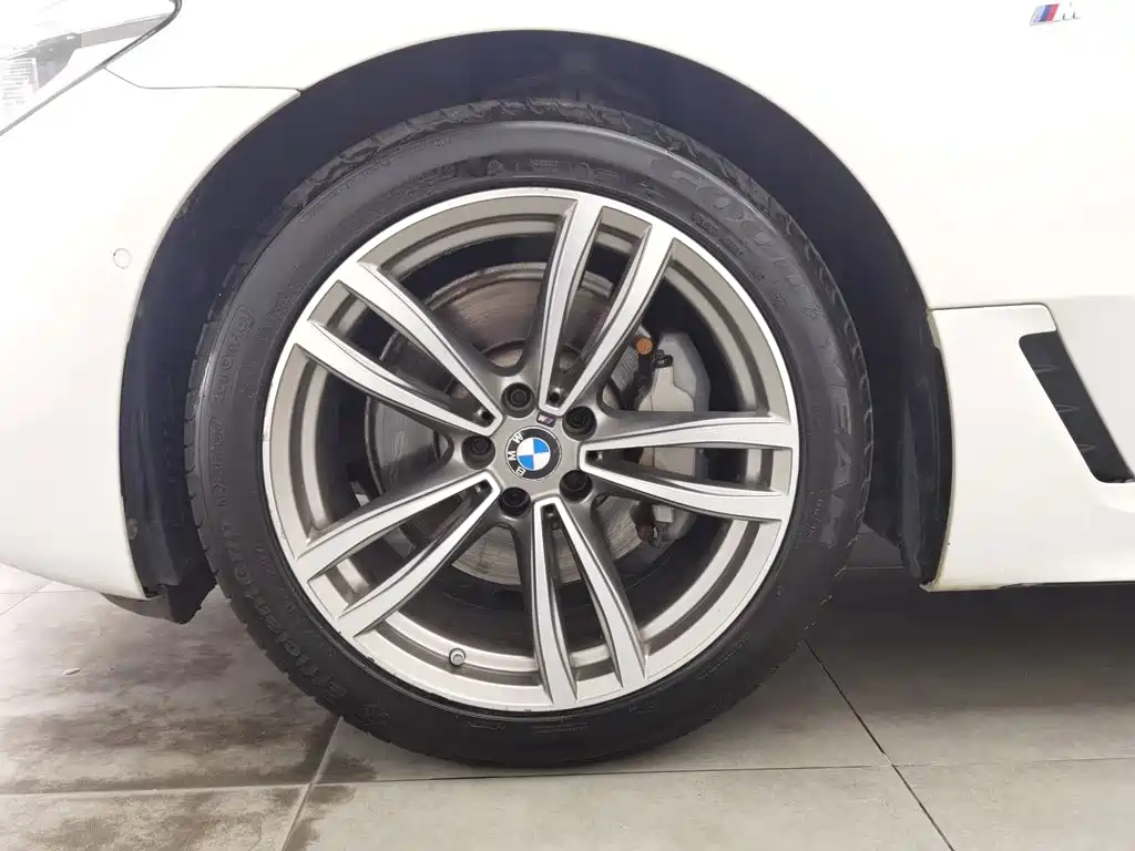 BMW 6 Series GT — фото 17