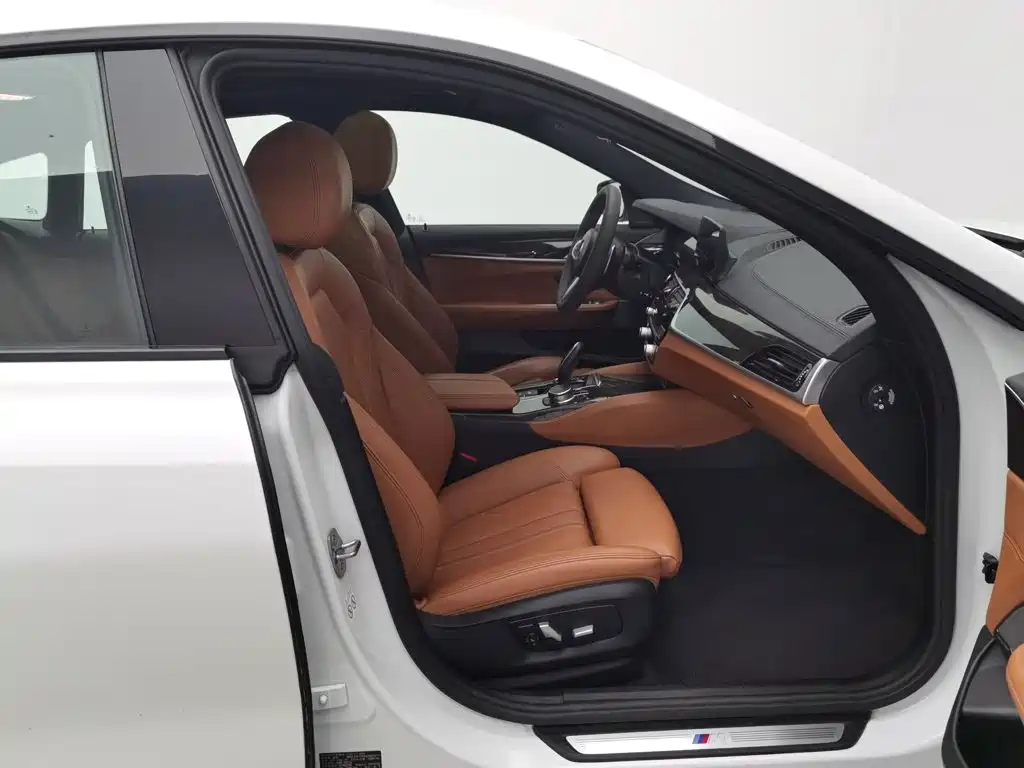 BMW 6 Series GT — фото 23