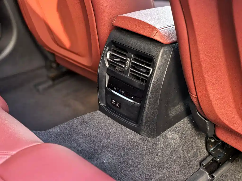 BMW i3 — фото 17