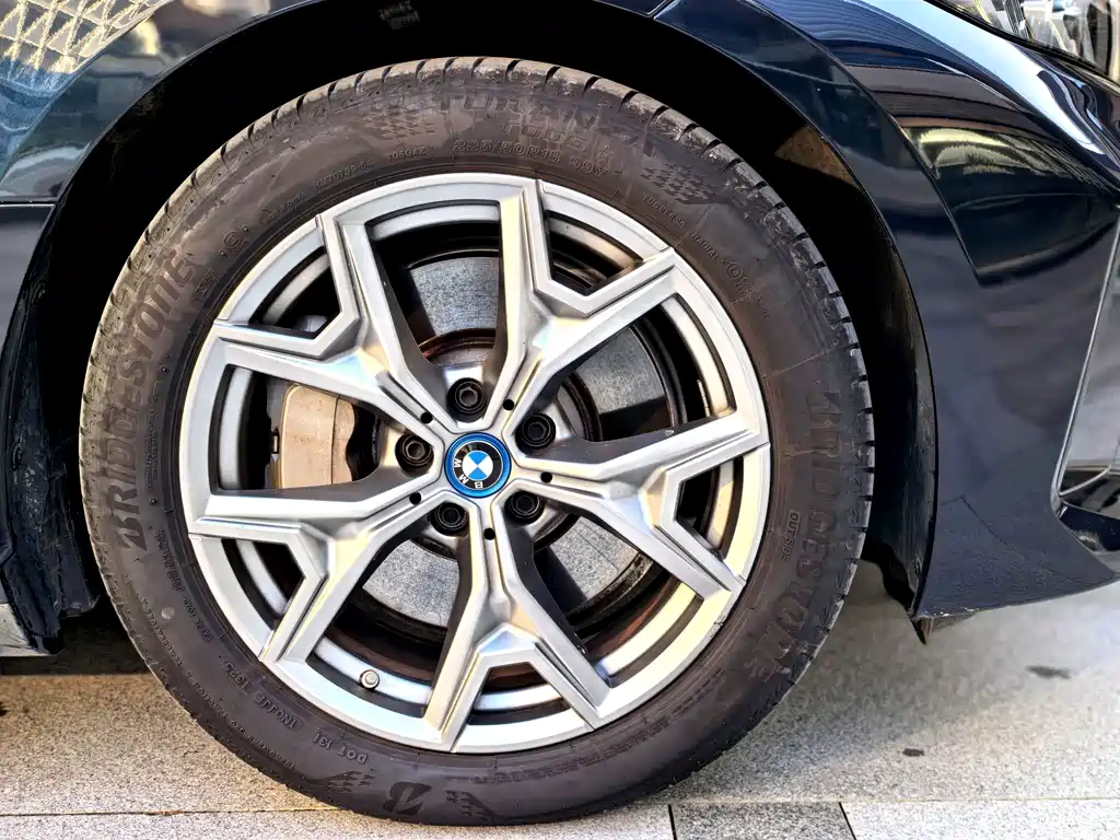 BMW i3 — фото 23