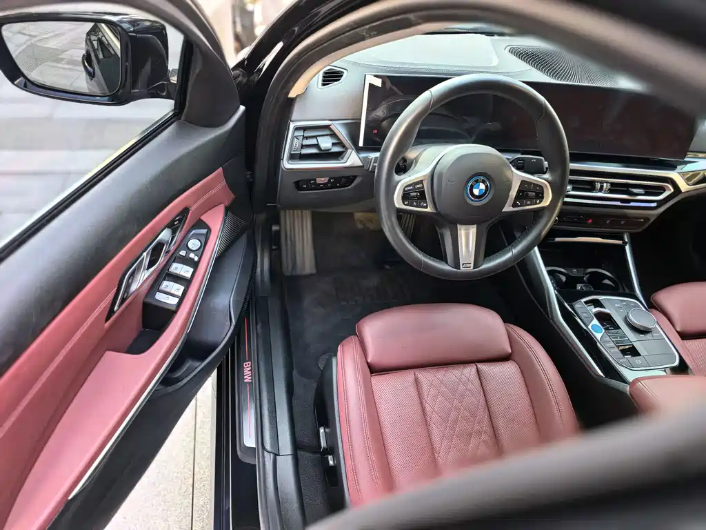 BMW i3 — фото 10