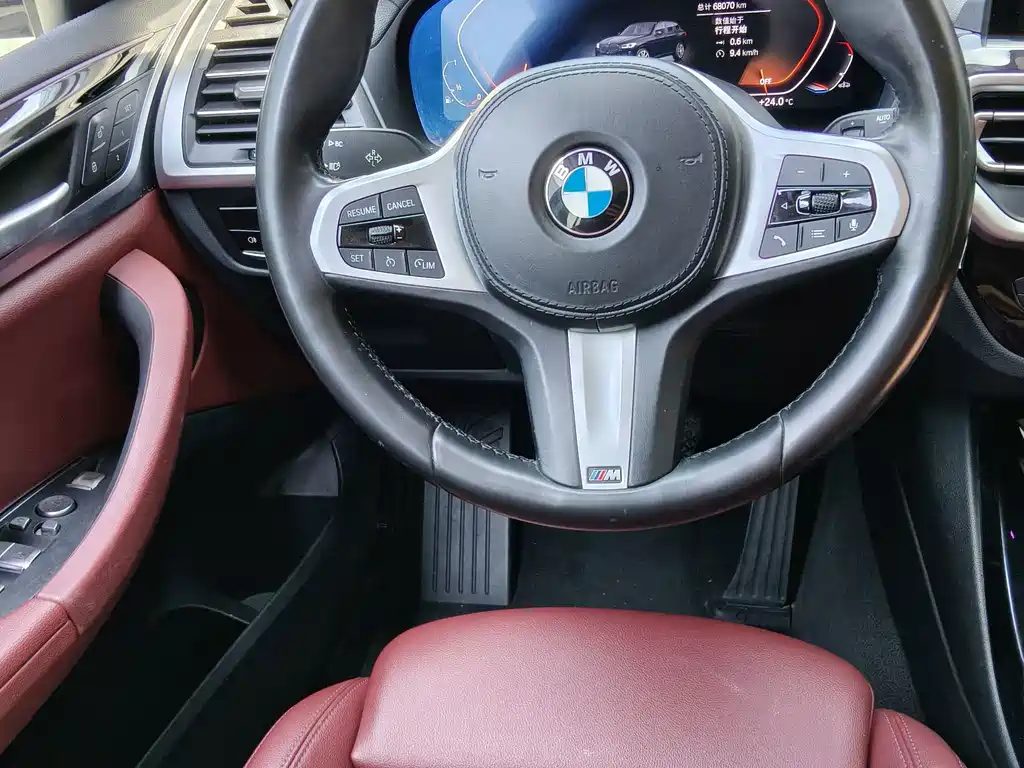 BMW X3 — фото 10