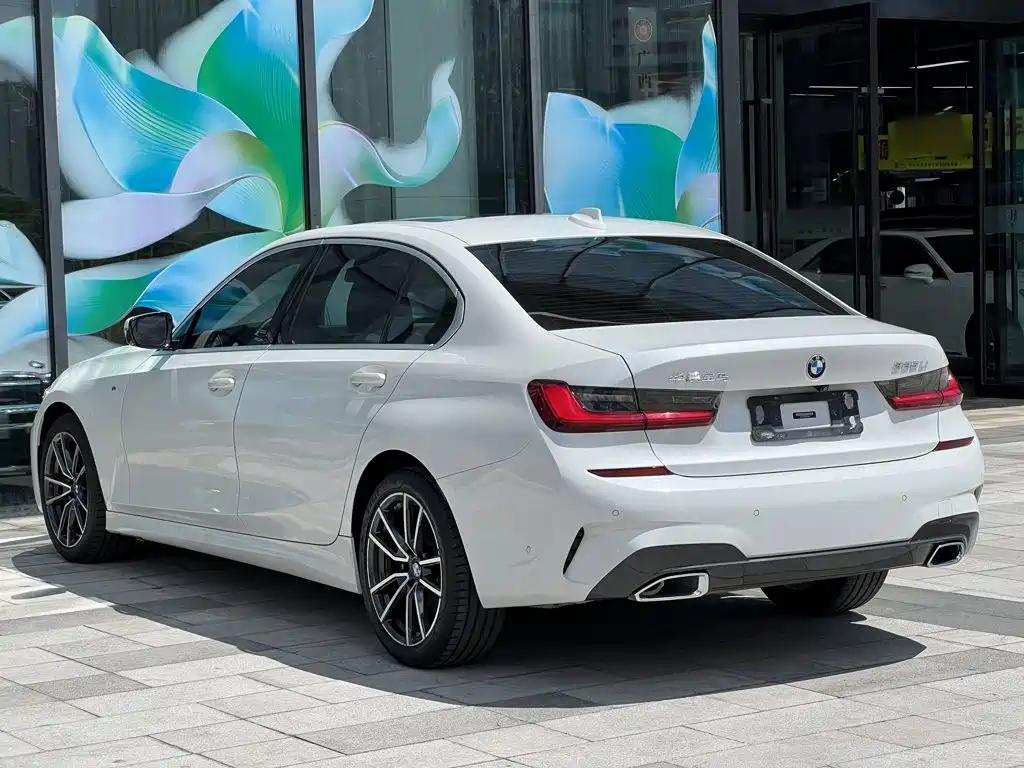 BMW 3 Series — фото 10