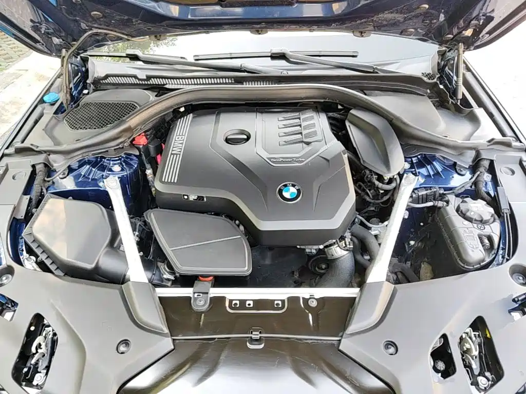 BMW 5 Series — фото 20