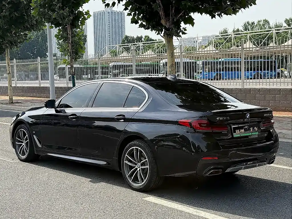 BMW 5 Series New Energy — фото 21