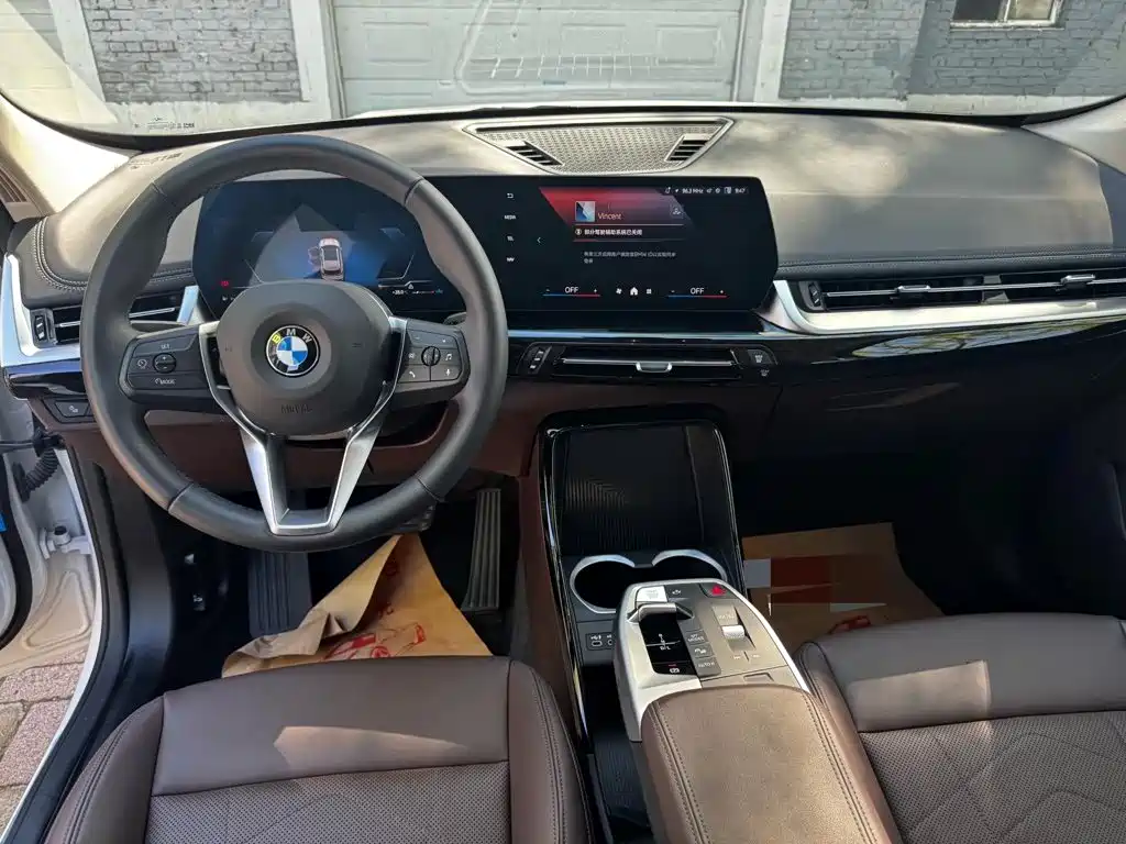 BMW X1 — фото 10