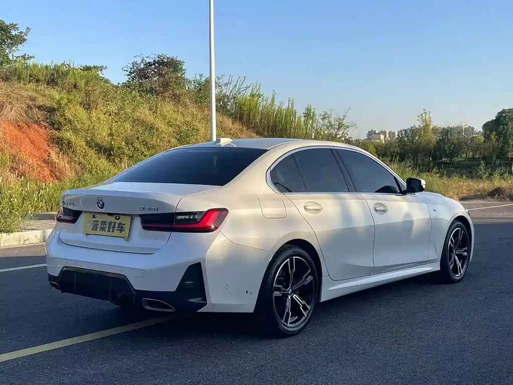 BMW 3 Series — фото 11