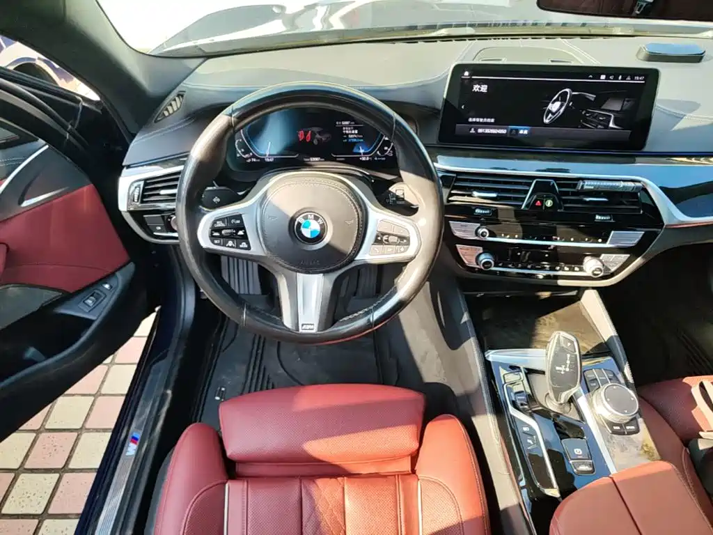 BMW 5 Series New Energy — фото 11