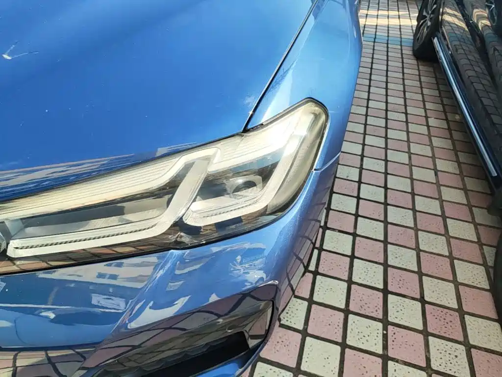 BMW 5 Series New Energy — фото 24