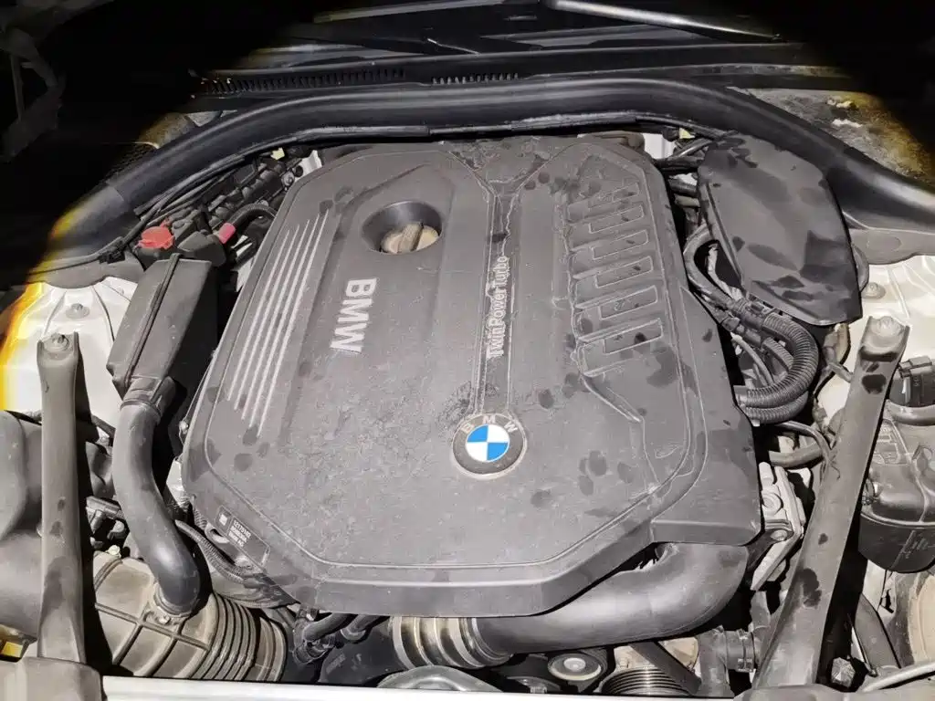 BMW 5 Series — фото 11