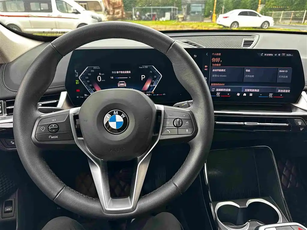 BMW X1 — фото 10