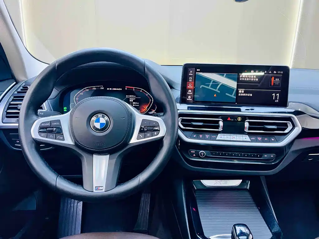 BMW X3 — фото 10