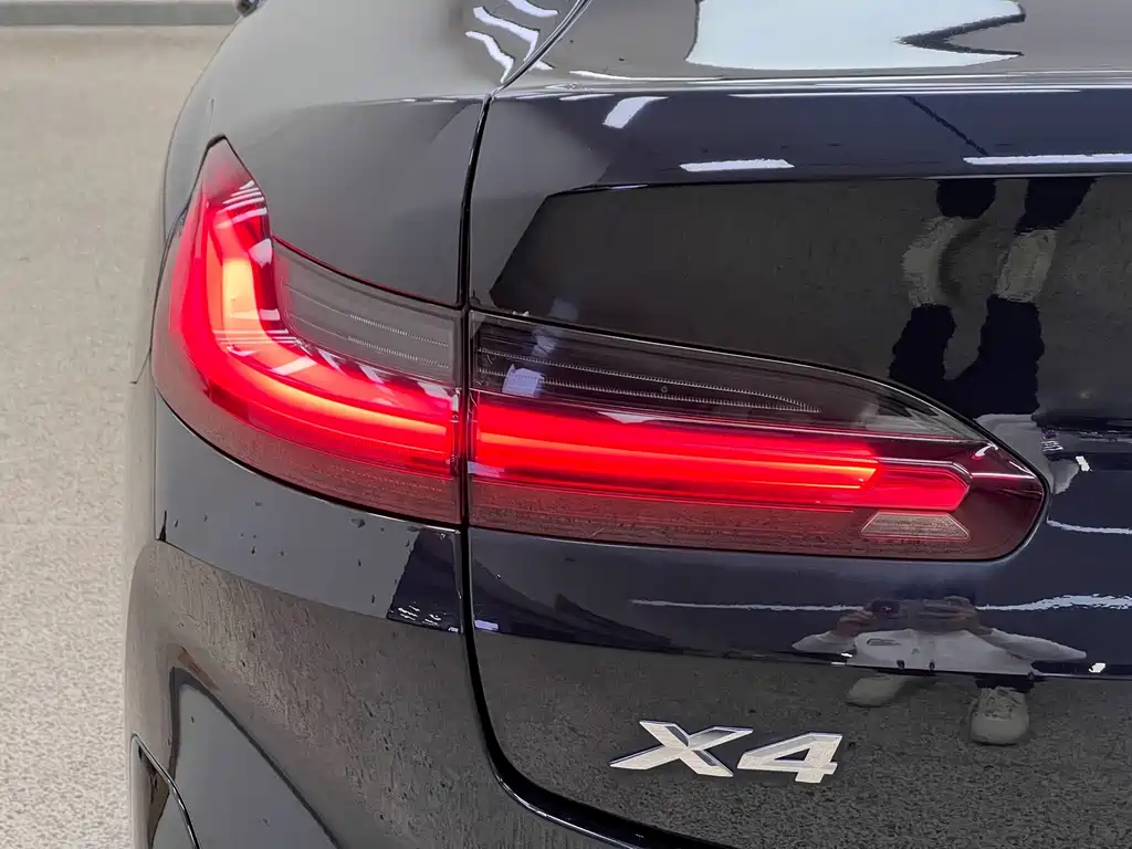 BMW X4 — фото 36