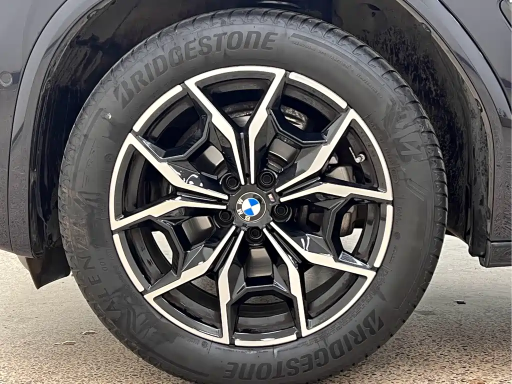 BMW X4 — фото 37