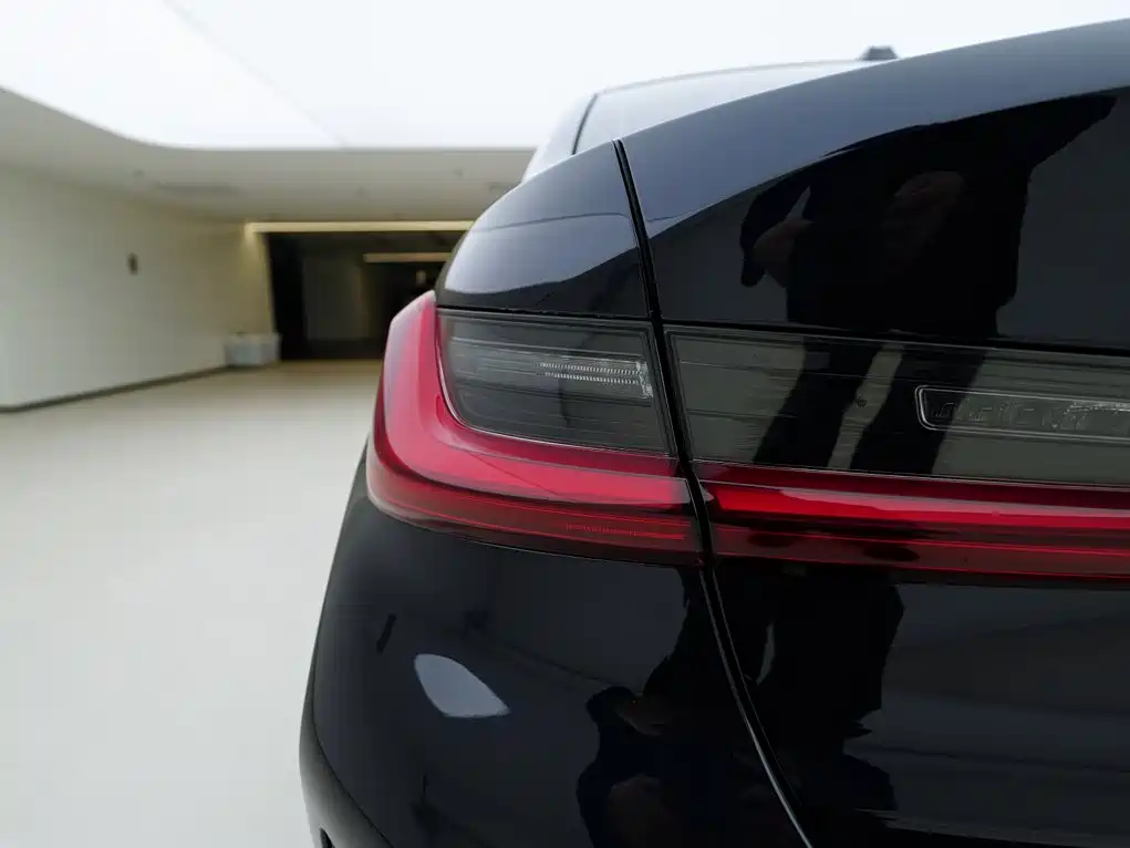 BMW 3 Series — фото 10