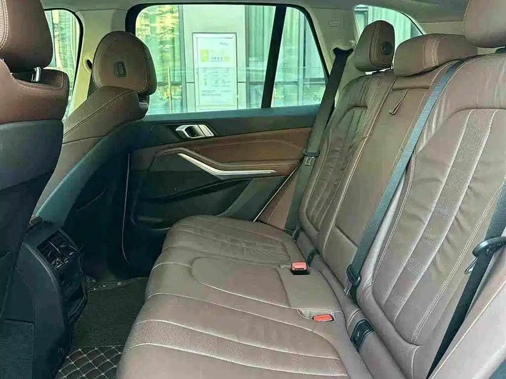 BMW X5 (Import) — фото 10