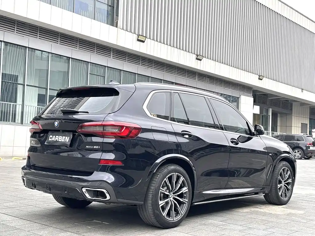 BMW X5 (Import) — фото 8
