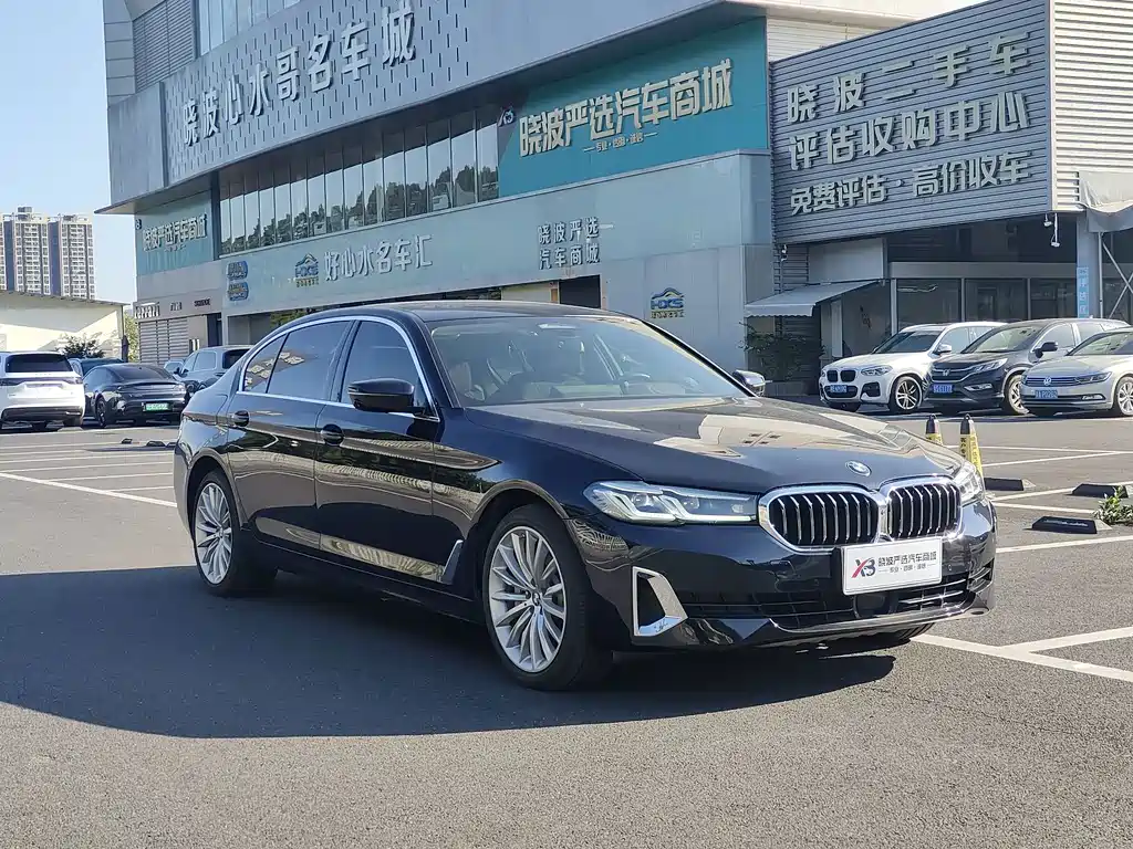 BMW 5 Series — фото 2