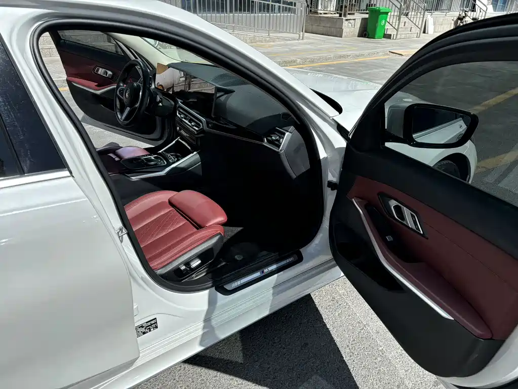 BMW 3 Series — фото 13