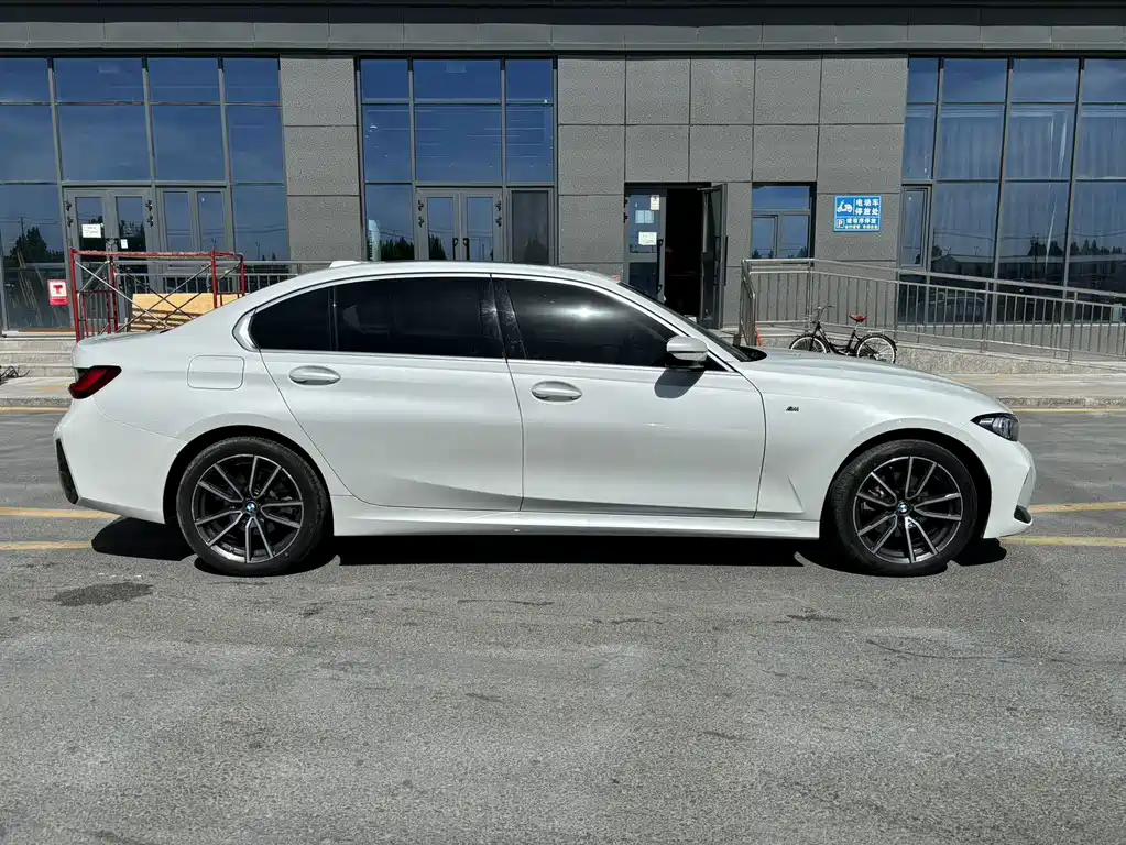 BMW 3 Series — фото 4