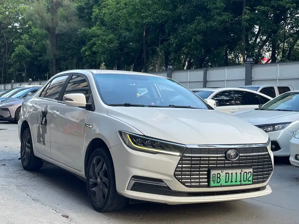 BYD Qin NEV — фото 3