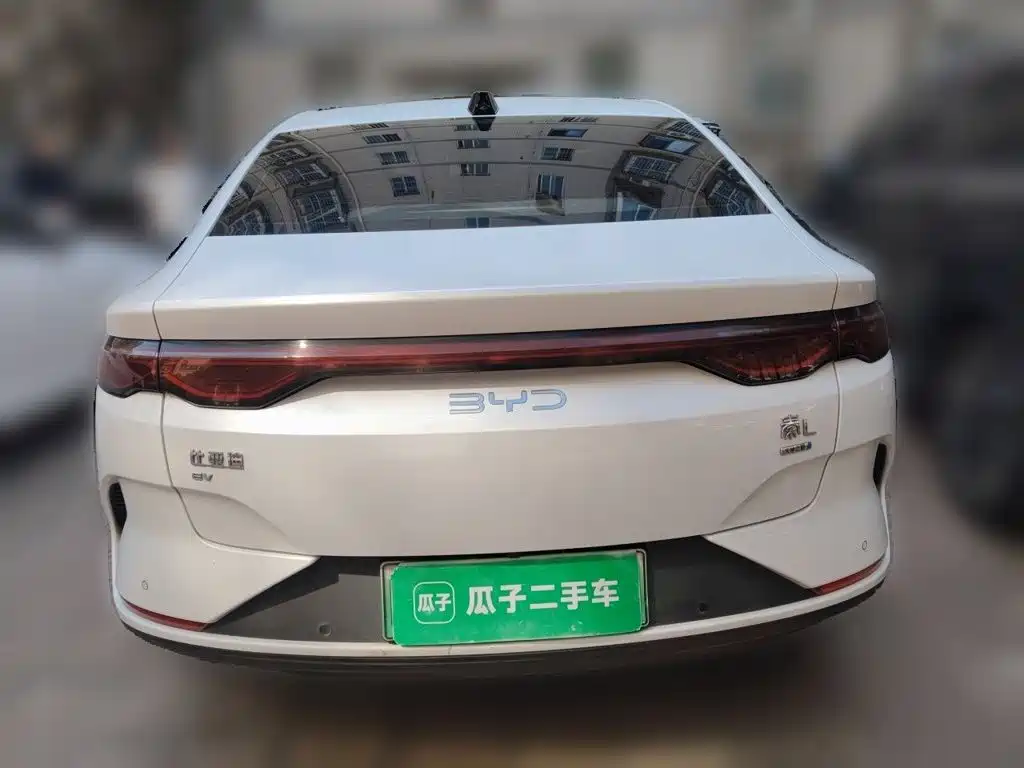BYD Qin L — фото 3
